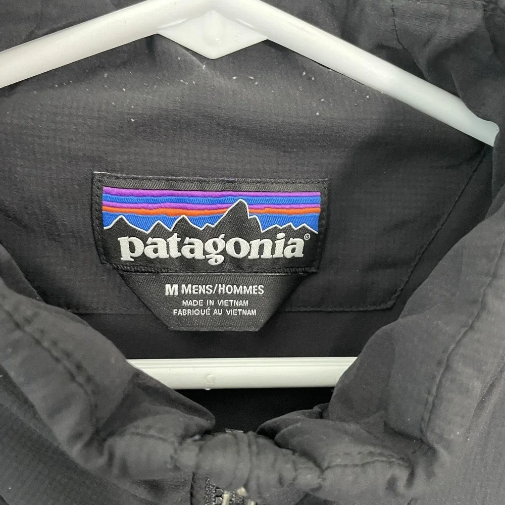 Patagonia Nano Air Jacket Mens Medium Black Insulated Nylon Puffer Full Zip Atom